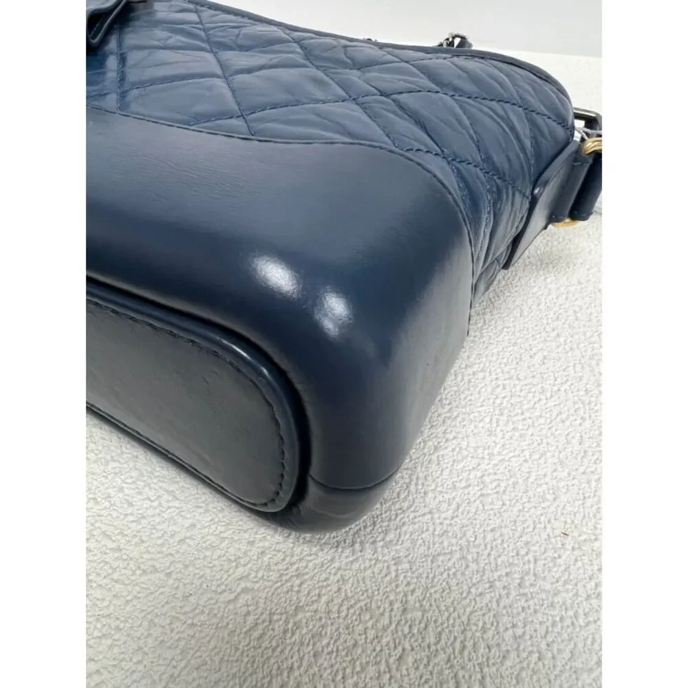 Chanel Women Pre-Loved Bag Very Good Condition - Picture 3 of 9